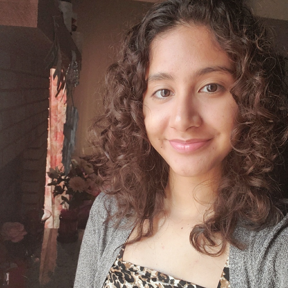 Meet your Posher, Paola